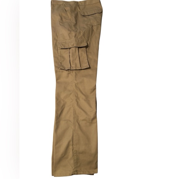 RESET Cargo Pants. Lightweight, Breathable Straight-Leg Cargo Pants with Pockets - Picture 2 of 5